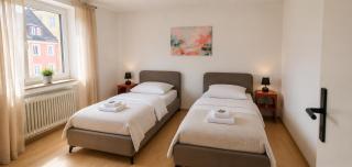 Altstadtwohnung mit Schlossblick 3 Schlafzimmer, Balkon, Parkplatz - 1