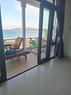 Timothe Beach Hotel & Apartments - 8