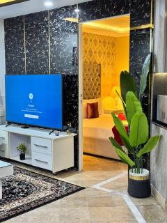 One bedroom apartment in F10 Markaz Self check in - 7