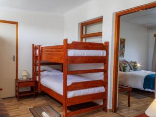 Haus Garnison B&B - 6