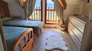 Appartement 2 chambres avec balcon, vue lac, parking et garage - 8