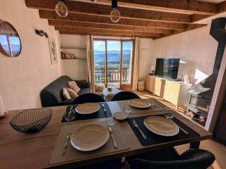 Appartement 2 chambres avec balcon, vue lac, parking et garage - 4