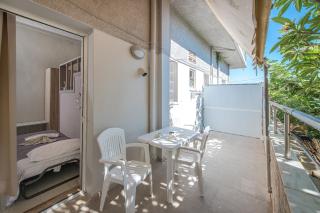 Bikakis Family Apartments - 1