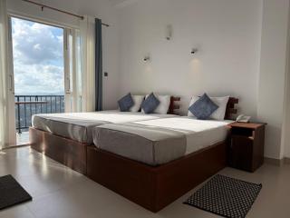 Golden Sky Hotel & Wellness - 8