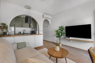 Peaceful 1BR Apt 10min Beach Pool & Workspace - 4