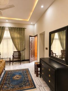 Mir Khan Khail Guest House - 4