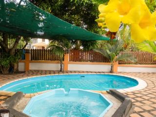 Cozy House with Pool in Flic en Flac - 8