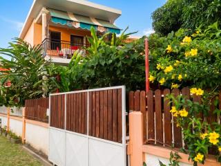 Cozy House with Pool in Flic en Flac - 3