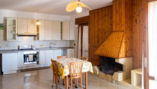 Charming Apartment in Velina, 90 m², Mountain View - 0