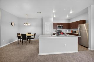 Modern Family-Friendly 2BR - 8