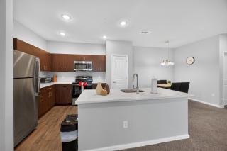 Whitewing Flats Spacious 2BR - 3
