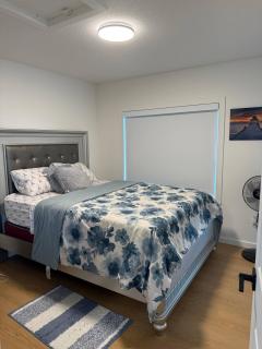 Kingsway-Downtown Luxury Retreat - 2