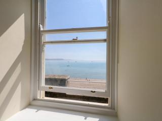 123 On The Sea - The Eaves - 5