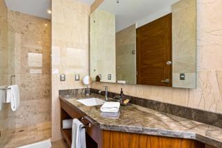 Blue Horizon 801 | 1BR/2BA Puerto Vallarta Ocean Views - 2