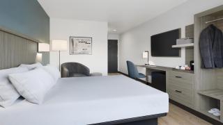 Hyatt Select Louisville North - 2