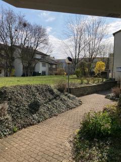 Quiet and sunny 2-room apartment with balcony - 1