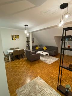 Stylish 3BR in Skopje Center 6 Guests WiFi - 7