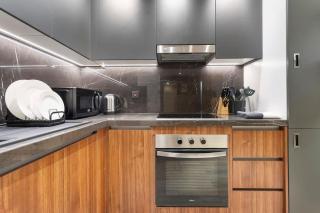 Yas Island Luxury Apartment by City homes - 3