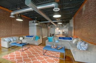 Industrial Dtwn Roanoke Loft w/ Private Hot Tub - 0