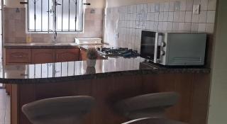 Seconds to Beach Ground floor Apartment - 4