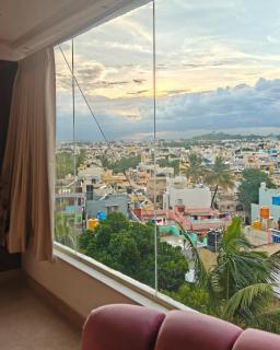 SkyView Luxury Penthouse - 1