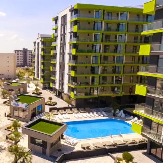 Breeze Large Family Apartment - Beach Pool & Spa Resort langa plaja - 0