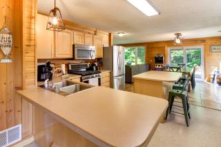 Mille Lacs Lake Cabin w/ Private Dock & Fire Pit - 8