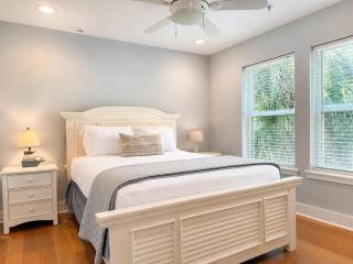 Oleander Oasis - Tybee Island - 9