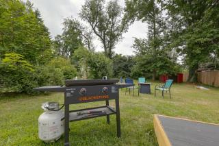 Walk to Parks & Dining: Williamsport Family Home - 8