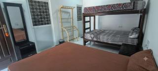 Nilaveli Beach Rooms - 1