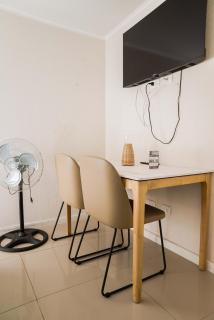 Cozy Santiago Retreat Studio with Balcony & Wi-Fi - 5