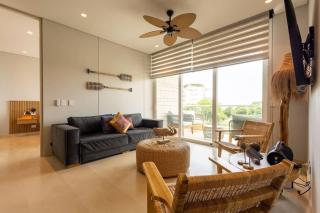 New! 3BR Ocean View apt at Calablanca B6 - 8
