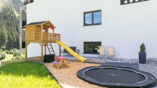 Lerch Suites - 2