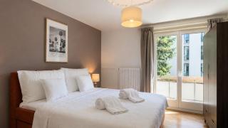 Acacia Suite Bright 3-Room Apartment - 9