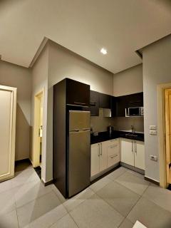Room now - 1