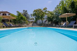 Vila Petro - Evkarpía - 3