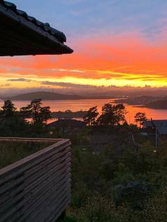 Newly renovated studio in a residential area with great view - 8
