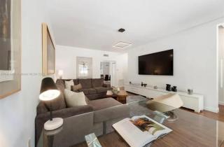 Luxury Beach Villa - 9