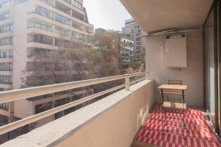 Stylish 1BR in Las Condes Pool and Free Parking - 1