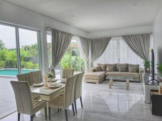 The White Lotus Villa,Hua Hin - 2