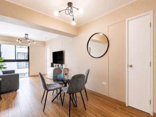 Stylish Flat 811 in the Heart of Miraflores - 3