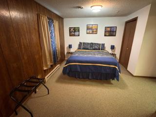 Michigan Suite - 6