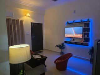 Stylish 2BHK Near Wipro, DLF ,ISB - 7