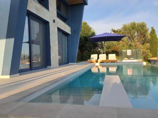 Avithos Blue Villas - 8