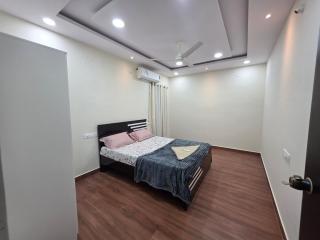 VK Homestays Premium 3BHK Near Wipro, DLF ISB - 5