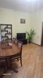 Cozy Townhouse - 9