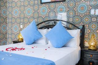 Riad Amireal - Crafted By Time - 4