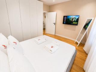 Matisse No12 - Luxury One Bedroom Apartment With Parking - 5