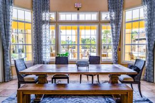 Lakeview Condo Private Jacuzzi & Resort Pool - 9