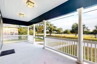 Historic downtown cottage with high-speed WiFi and central AC - dogs okay - 6